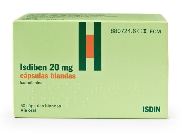 Isotretinoina en cápsulas